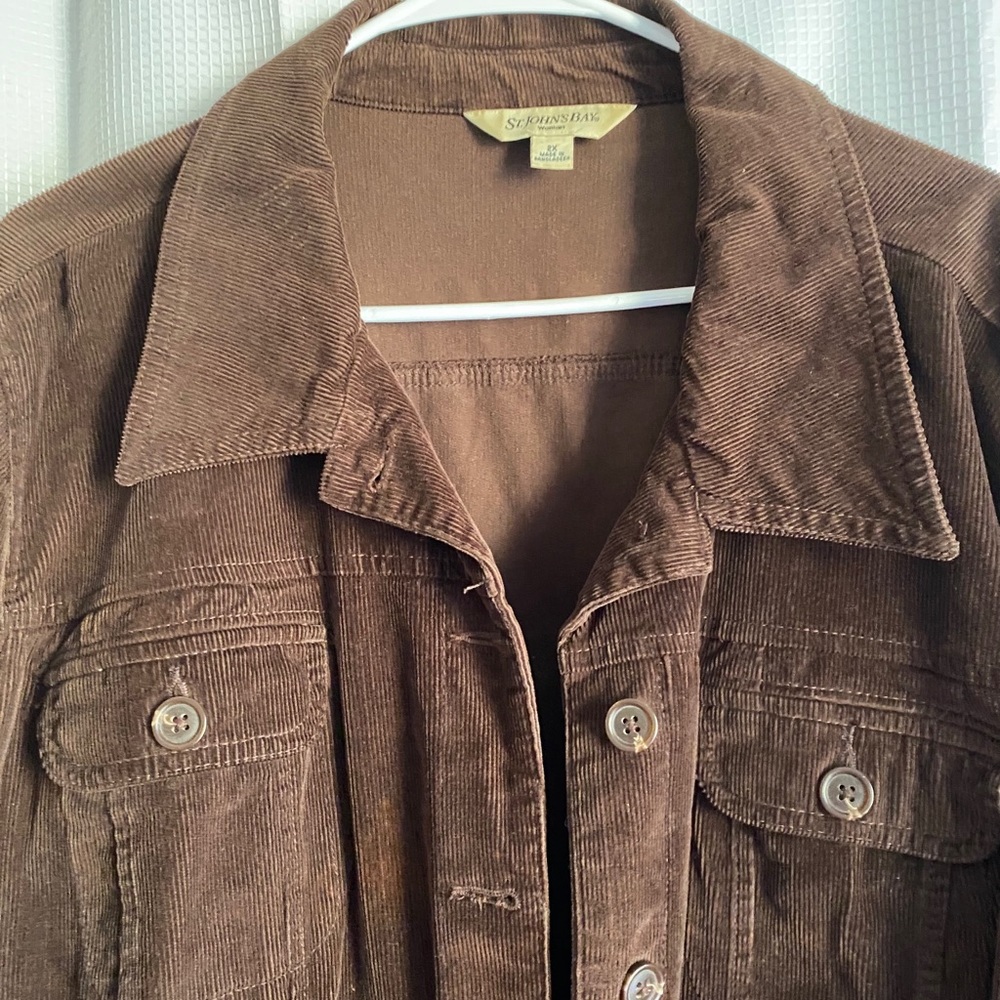 Corduroy jacket. Dark brown and stretchy.